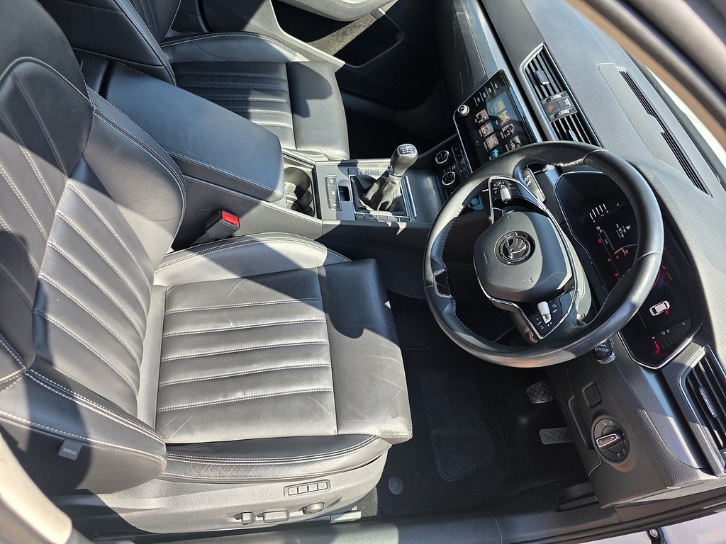 Skoda Superb Se Technology Grey #26