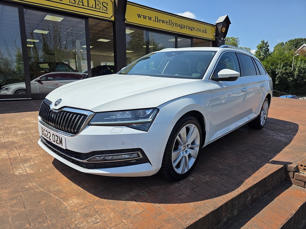 Skoda Superb Tdi Se L White #3