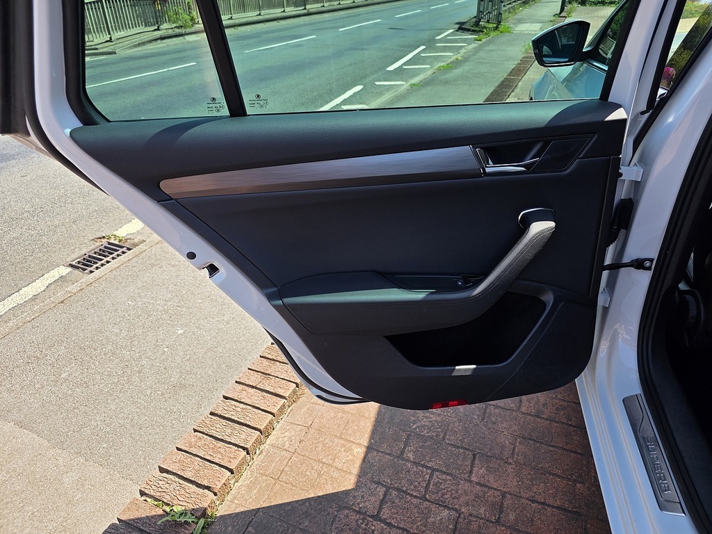 Skoda Superb Se Technology Grey #40