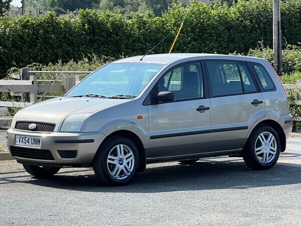 Ford Fusion Hatchback 1.4 Td 2 2005 Silver