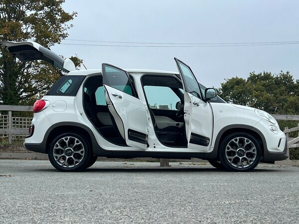 Fiat 500L Mpv 0.9 500L Trekking Twinair 105Hp Trekking 2014 White #2