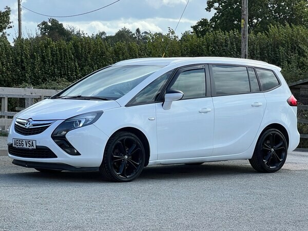 Vauxhall Zafira Tourer Mpv 1.6 Cdti Ecoflex Sri 2016 AE66VSA White