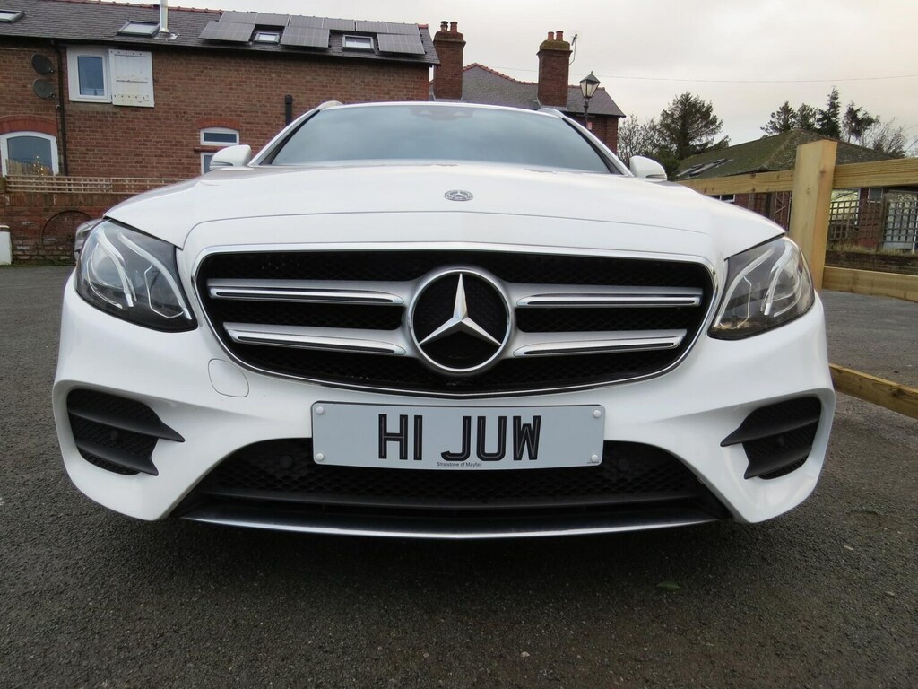 Mercedes-Benz E Class Estate 2.0 E220d Amg Line 2017 H1JUW White #4