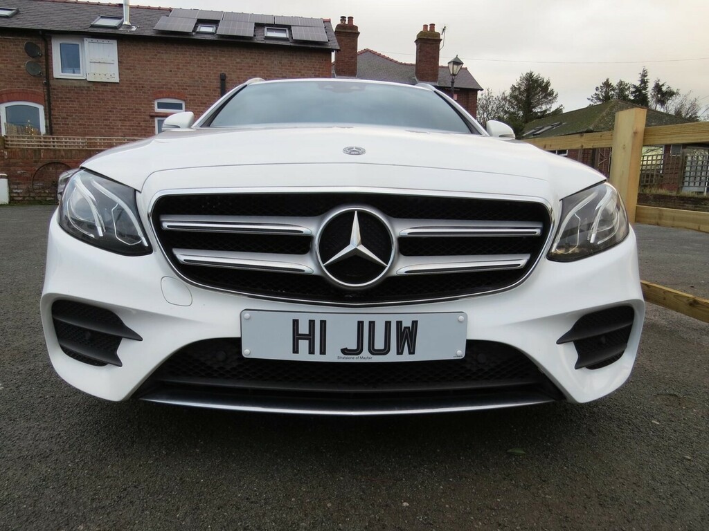 Mercedes-Benz E Class Estate 2.0 E220d Amg Line 2017 H1JUW White #4