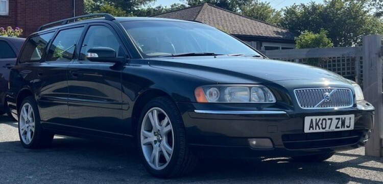 Volvo V70 Estate 2.4 D Se 2007 Green #4