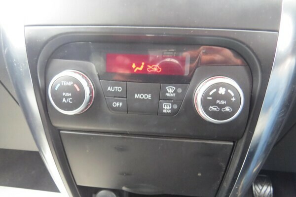 Suzuki SX4 Suv 1.6 Aerio 2010 NL60BKE Black #4