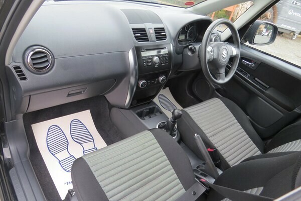 Suzuki SX4 Suv 1.6 Aerio 2010 NL60BKE Black #5