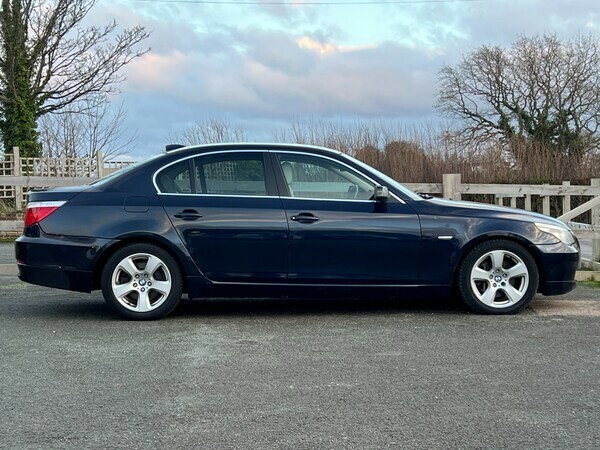 BMW 5 Series Saloon 3.0 525I Se Saloon 2007 Blue #2