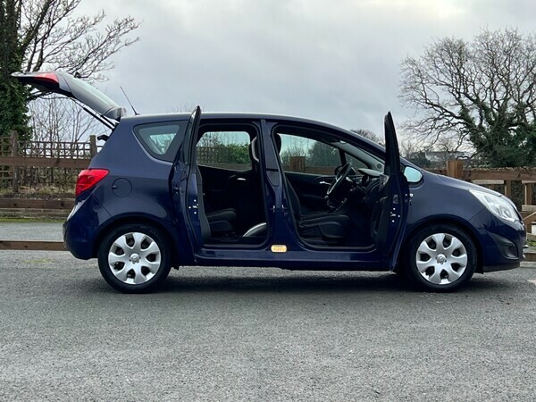 Vauxhall Meriva Mpv 1.7 Cdti Exclusiv 2011 NJ11KGK Blue #3