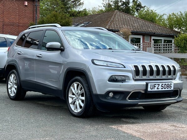 Jeep Cherokee Suv 2.0 Cherokee 2.0 140Hp Limited 4Wd 6Spd UFZ5086 Grey #4