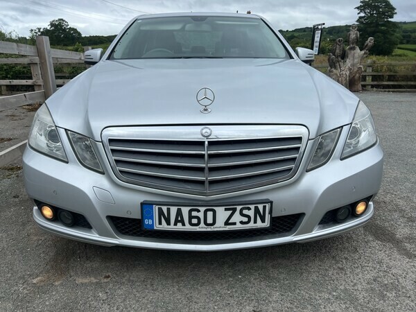 Mercedes-Benz E Class Saloon 2.1 E220 Cdi Blueefficiency Se 2010 Silver #6