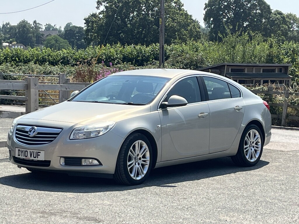 Vauxhall Insignia Hatchback 2.0 Cdti Exclusiv 2010 Silver #3