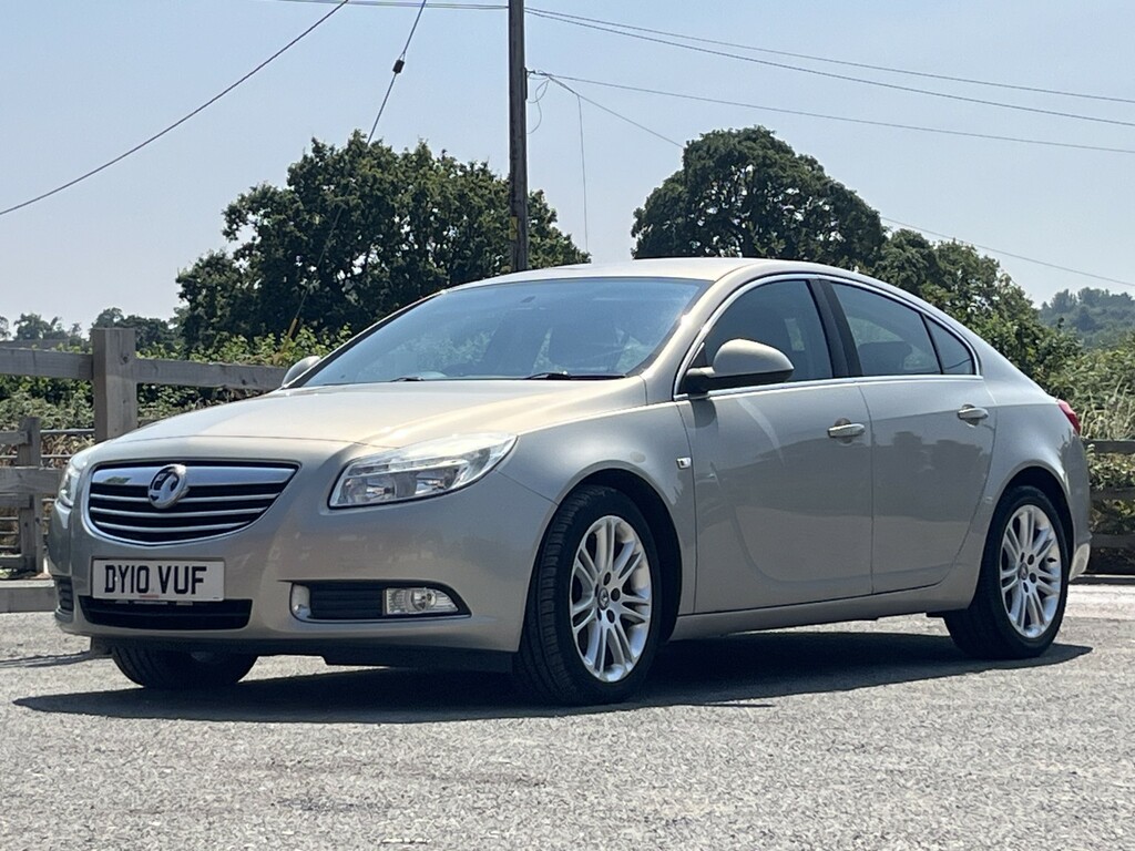 Vauxhall Insignia Hatchback 2.0 Cdti Exclusiv 2010 Silver