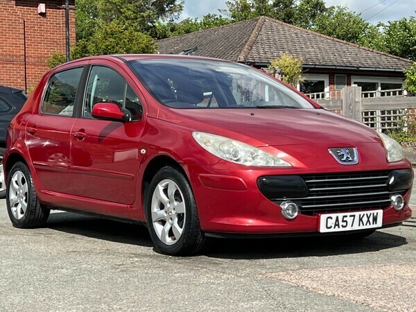 Peugeot 307 Hatchback 1.6 Hdi S 2007 Red #4