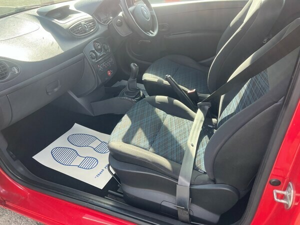 Renault Clio Hatchback 1.2 16V Freeway 2008 Red #5