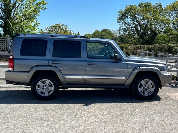 Jeep Commander 3.0 Crd Silver #21
