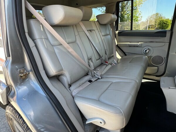 Jeep Commander 3.0 Crd Silver #18
