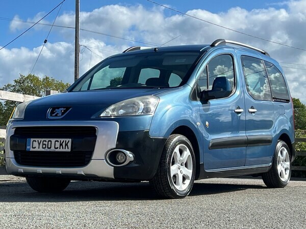 Peugeot Partner Tepee Mpv 1.6 Hdi 8V Tepee Outdoor 2010 Blue #4