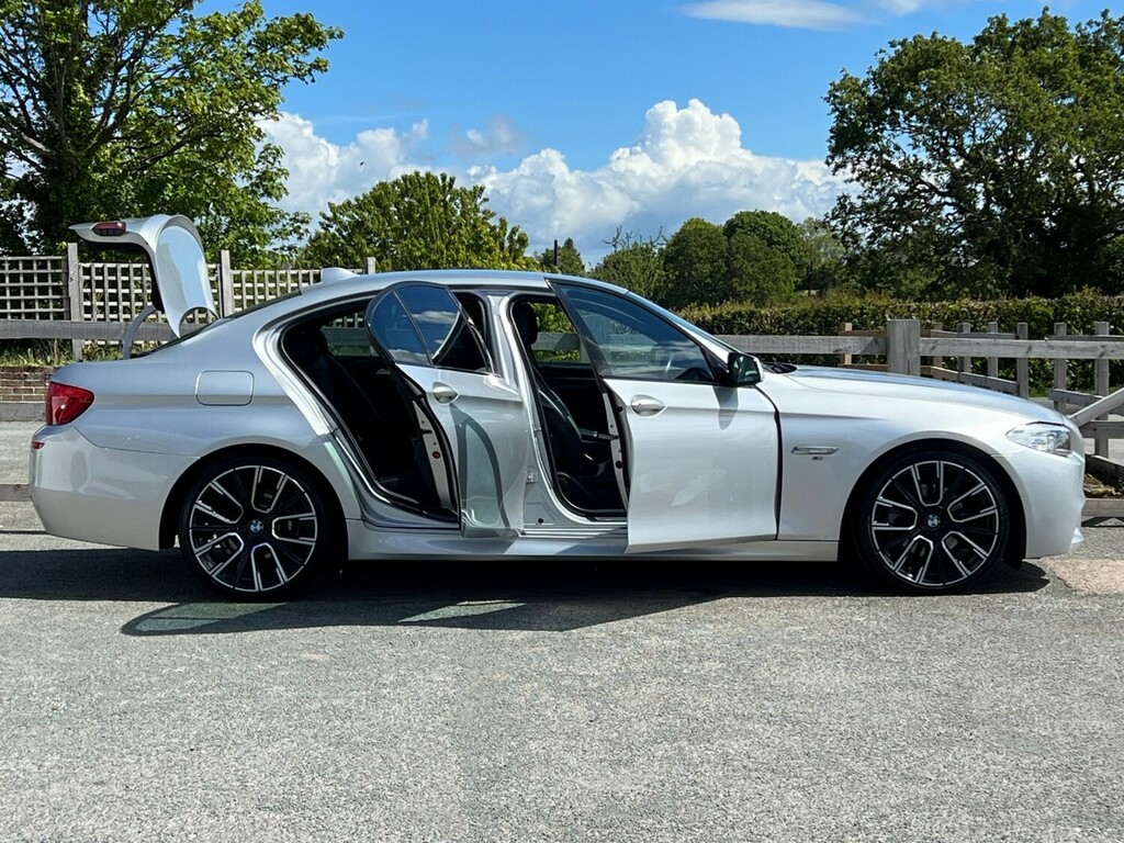 BMW 5 Series Saloon 2.0 520D M Sport Saloon 2012 YE12CKA Silver #3