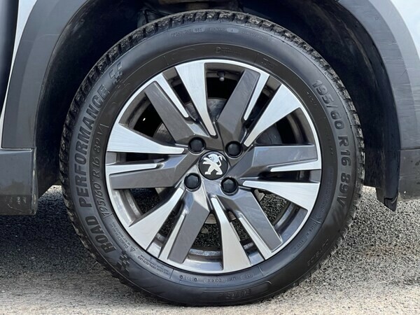 Peugeot 2008 Suv 1.2 Puretech Allure Premium 2018 CX68PXA Grey #6