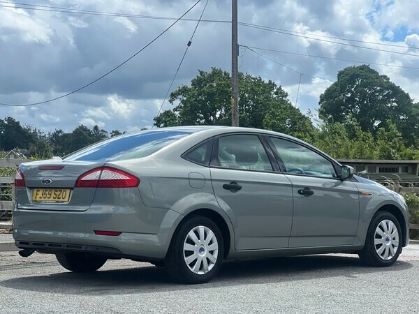 Ford Mondeo Saloon 2009 Grey #6