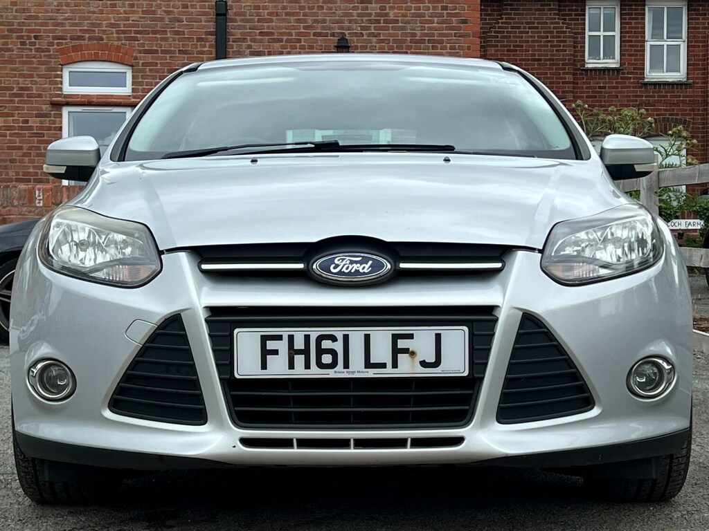 Ford Focus Hatchback 1.6 Tdci Zetec 2012 FH61LFJ Silver #3