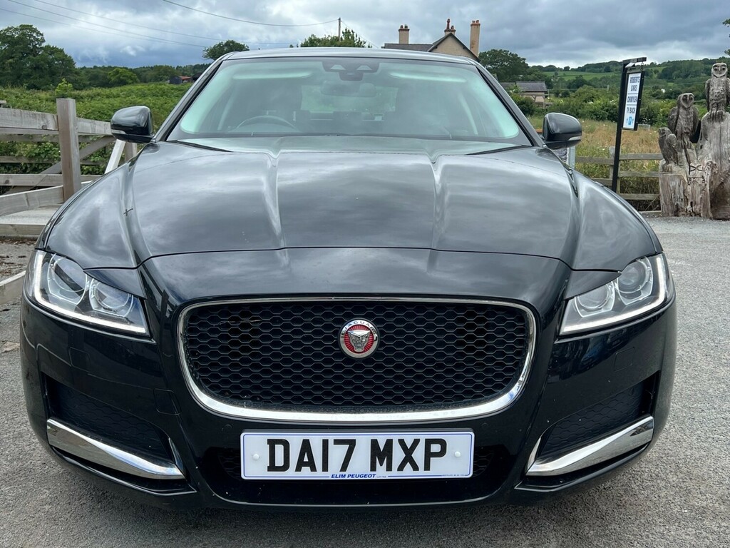 Jaguar XF Saloon 2.0 D Prestige 2017 DA17MXP Black #2