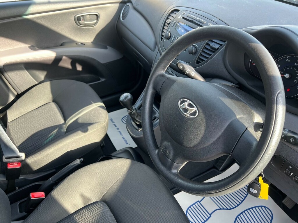 Hyundai I10 Hatchback 1.2 Active 2012 White #5
