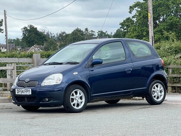 Toyota Yaris Hatchback 1.3 Vvt-i Blue 2005 Blue
