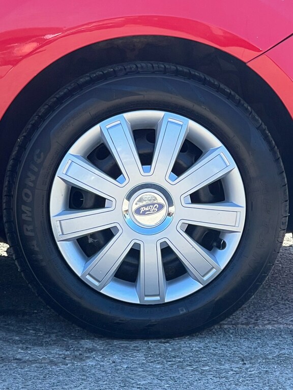 Ford KA Hatchback 1.2 Edge 2013 SJ13BKY Red #6
