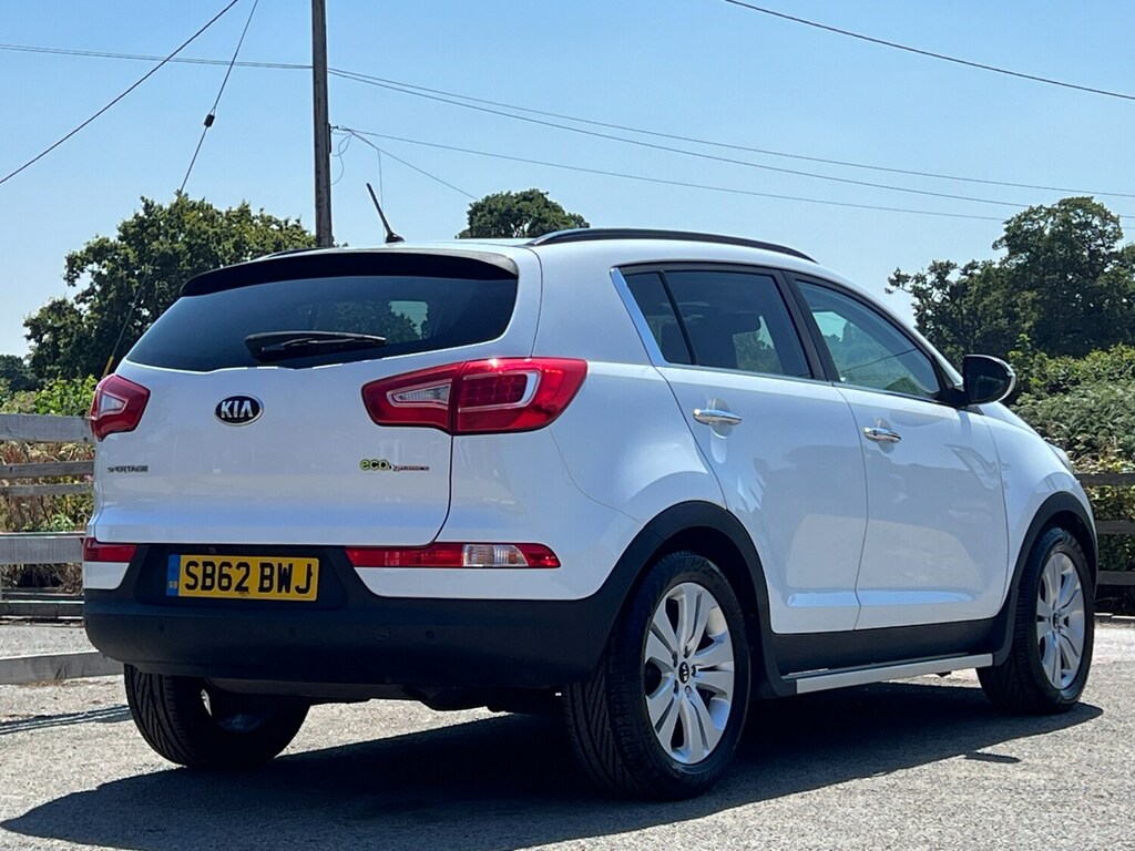 Kia Sportage 1.7 Crdi Ecodynamics 3 SB62BWJ White #5