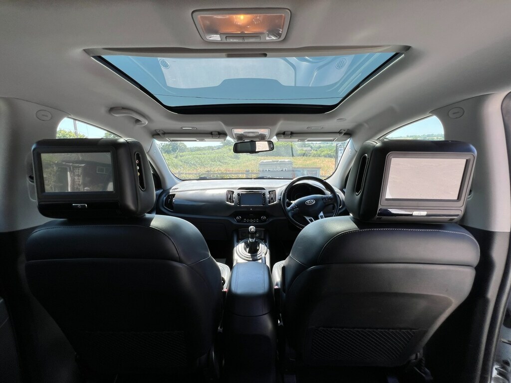 Kia Sportage 1.7 Crdi Ecodynamics 3 SB62BWJ White #3