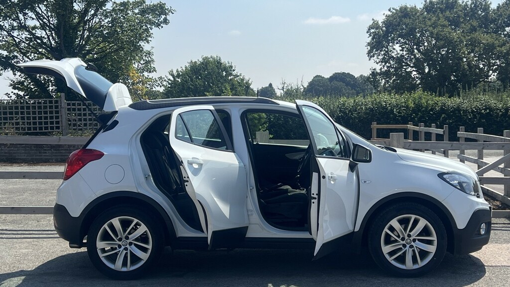 Vauxhall Mokka Suv 1.4 I Turbo Tech Line 2015 White #4