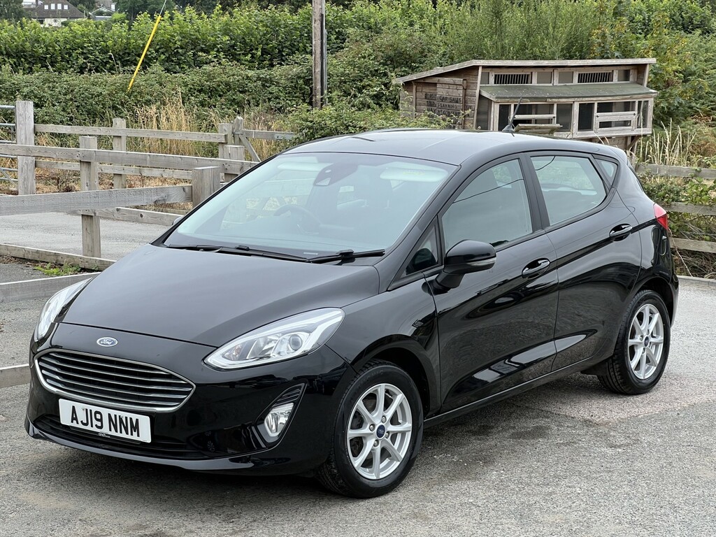 Ford Fiesta Hatchback 1.5 Tdci Zetec 2019 AJ19NNM Black #4