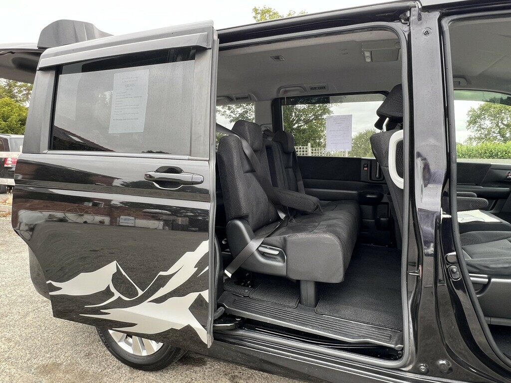Honda StepWagon #38