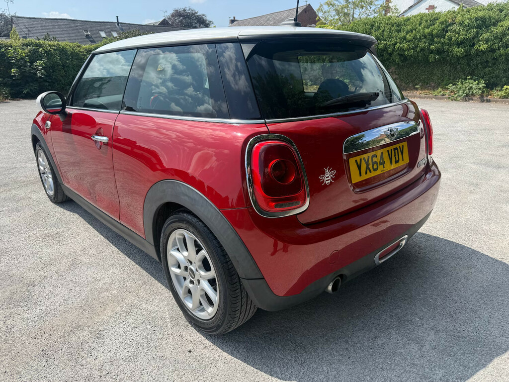 Mini Hatch 1.5 Cooper D Hatchback Red #6