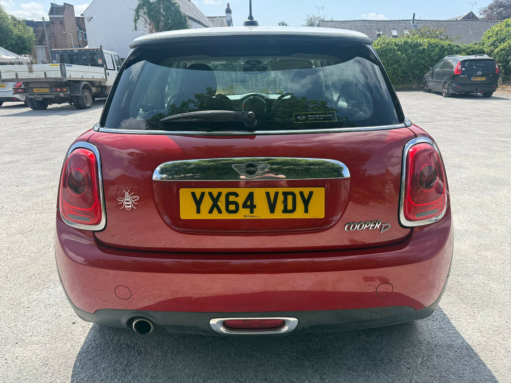 Mini Hatch 1.5 Cooper D Hatchback Red #5