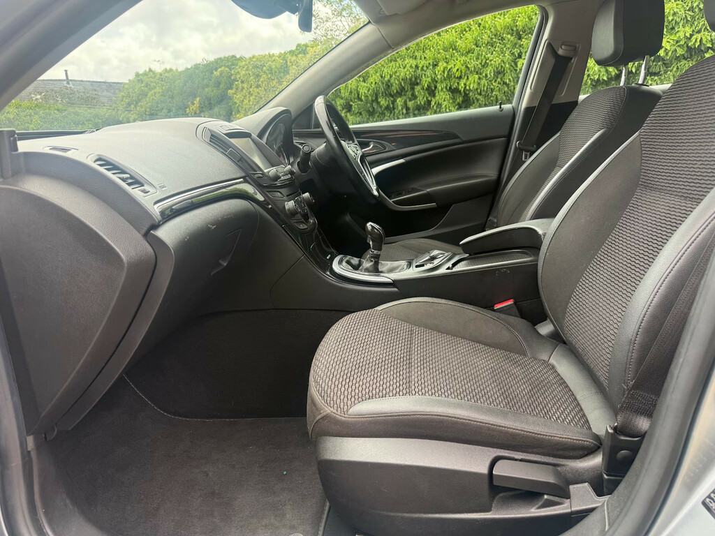 Vauxhall Insignia 2.0 Cdti Ecoflex 120 Bhp Design Nav #10
