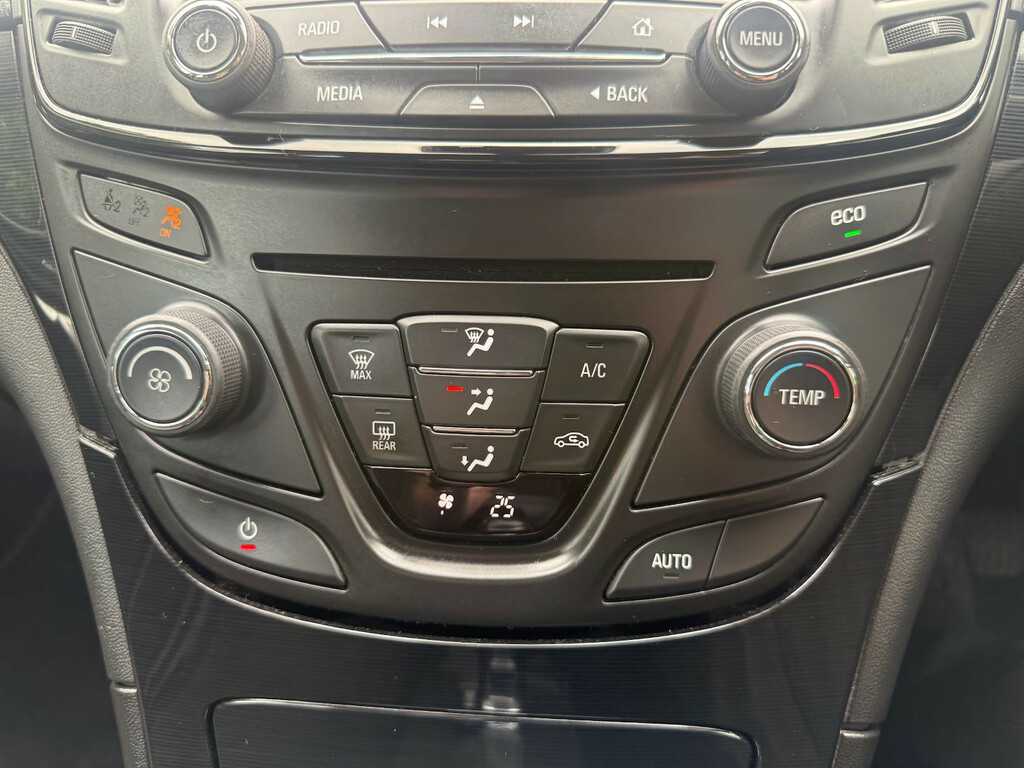 Vauxhall Insignia 2.0 Cdti Ecoflex 120 Bhp Design Nav #13