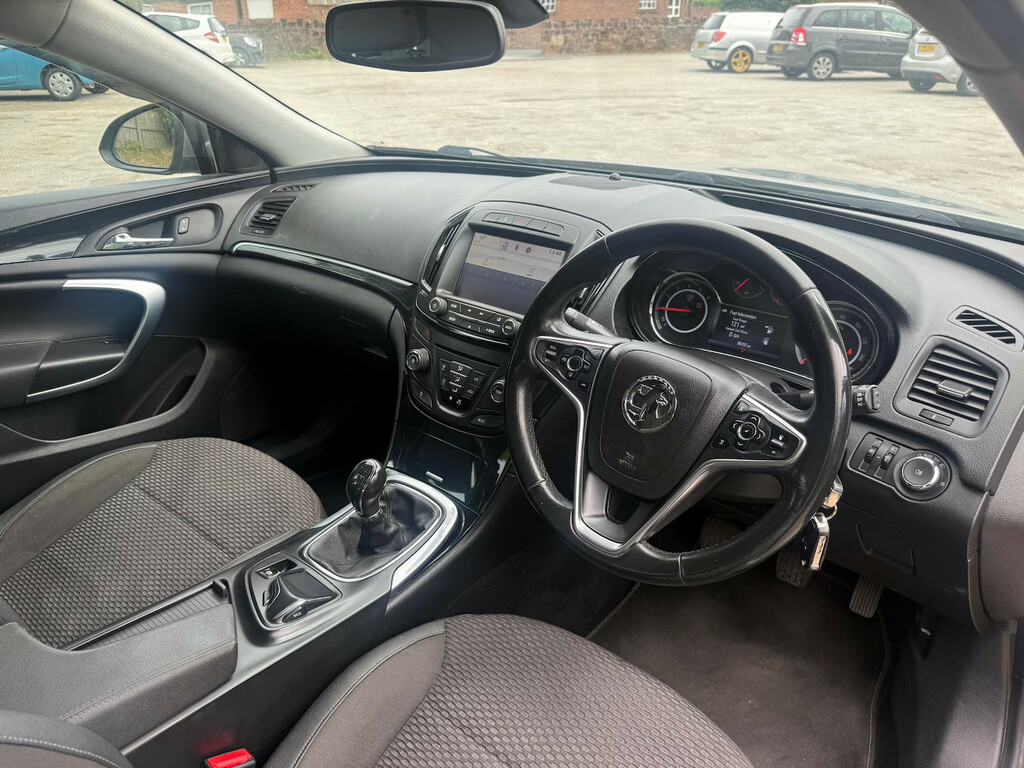 Vauxhall Insignia 2.0 Cdti Ecoflex 120 Bhp Design Nav #7
