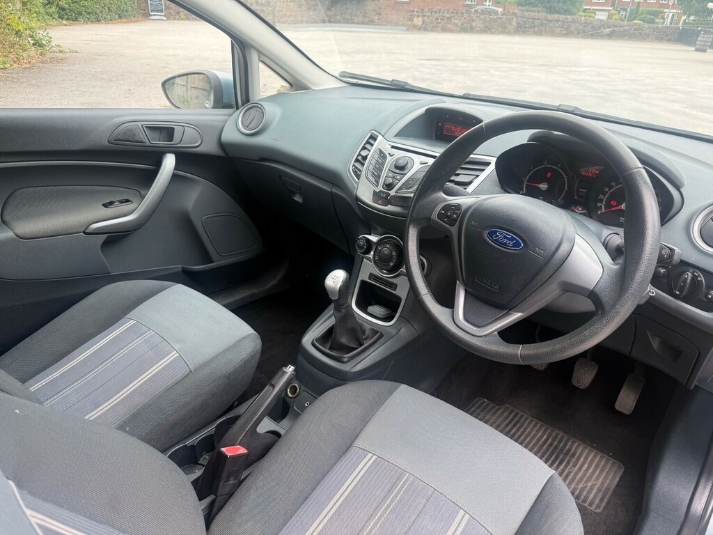 Ford Fiesta 1.2 Zetec Red #7