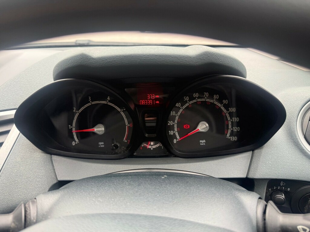 Ford Fiesta 1.2 Zetec Red #14