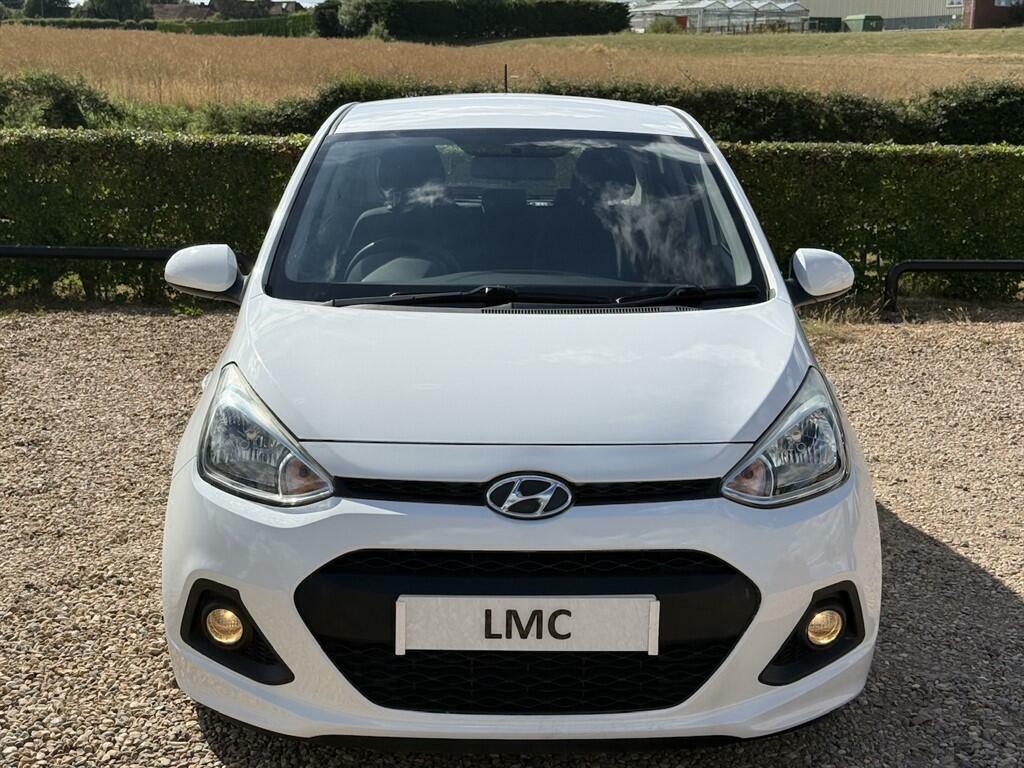 Hyundai I10 Se White #4