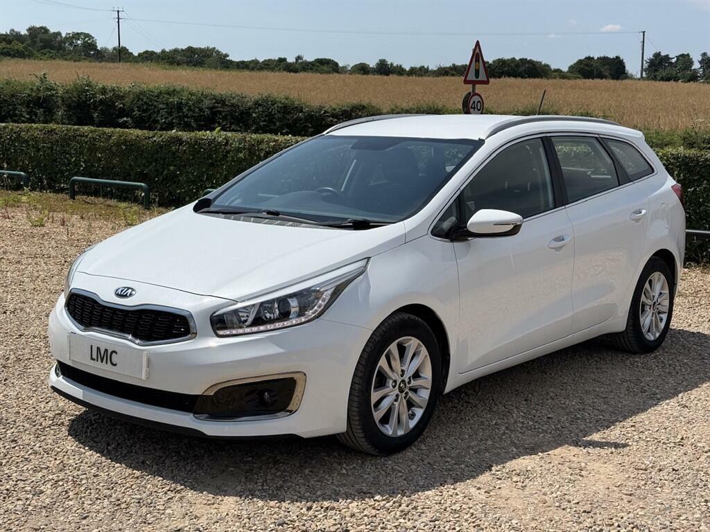 Kia Ceed 1.6 Crdi 2 Sportswagon Dct Euro 6 Ss White #6