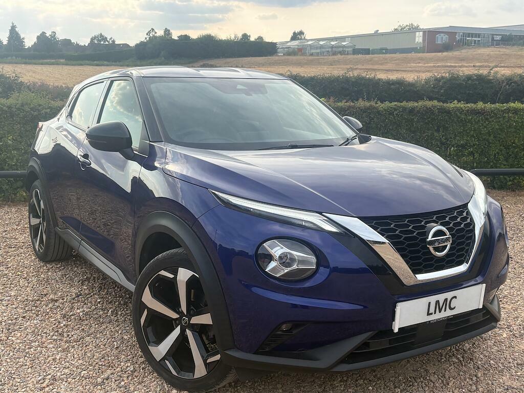 Nissan Juke Tekna Blue