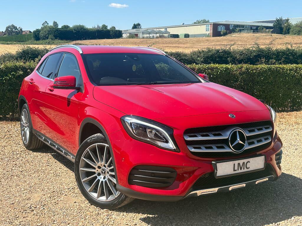 Mercedes-Benz GLA Class Amg Line Edition Red