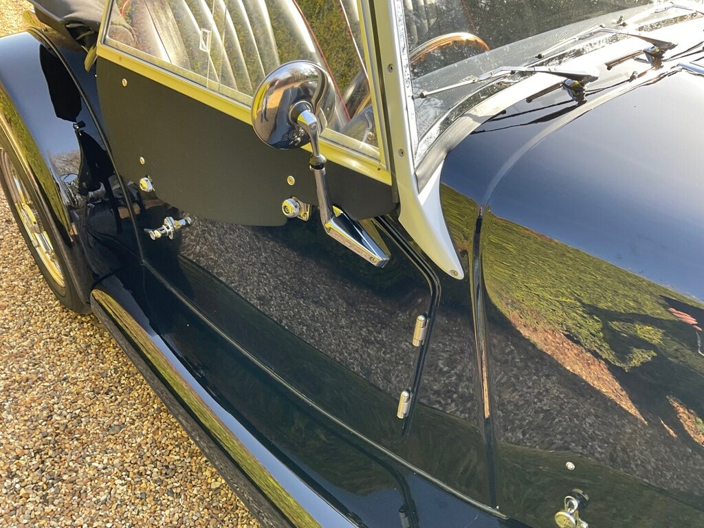 Morgan Plus Four 2.0 2dr Red #27
