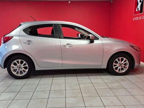 Mazda 2 1.5 Mazda2 Se-l Silver #4