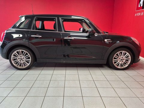 Mini Hatch 1.5 Cooper Black #4