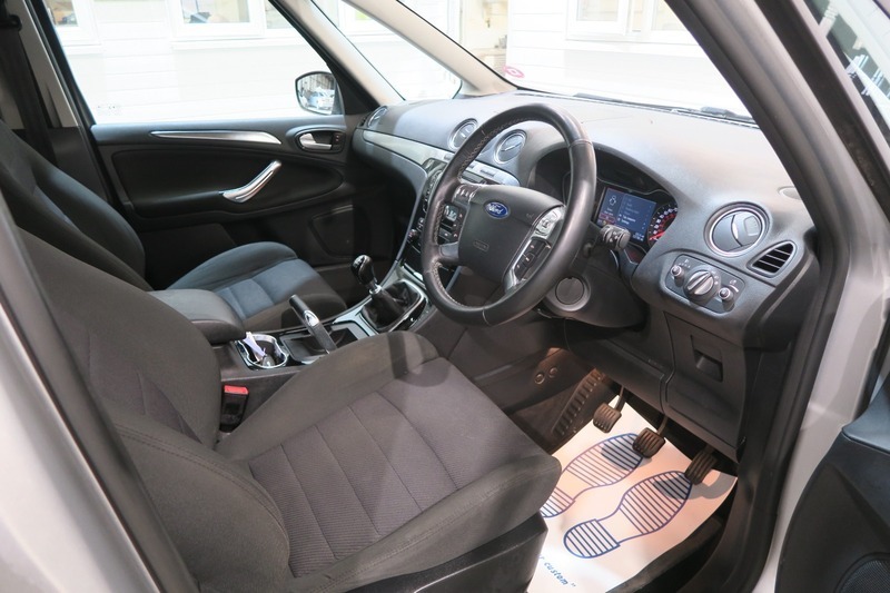 Ford Galaxy 2.0 Tdci Zetec Mpv Euro 5 140 P Black #21